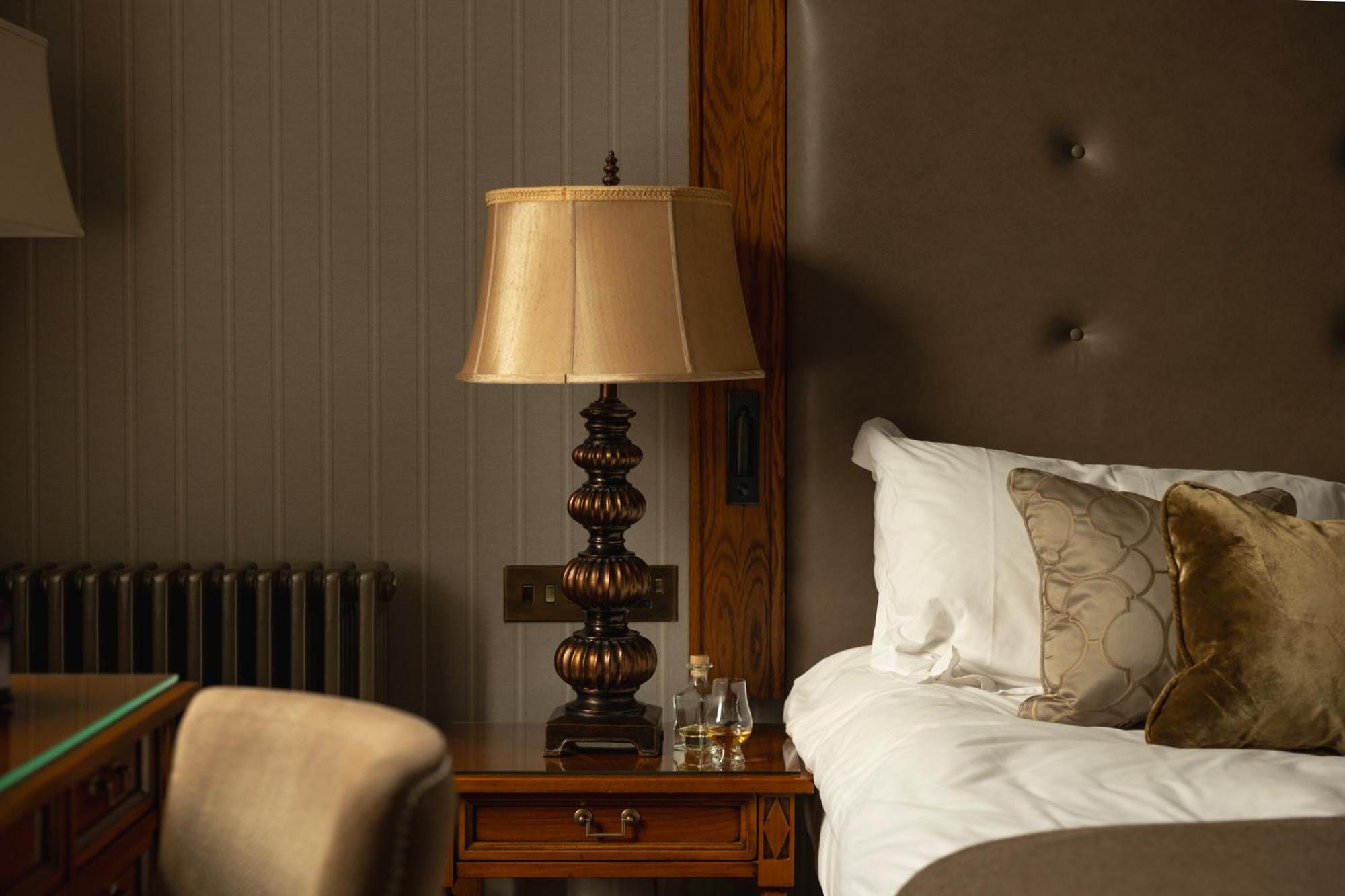 The Station Hotel Rothes Eksteriør billede